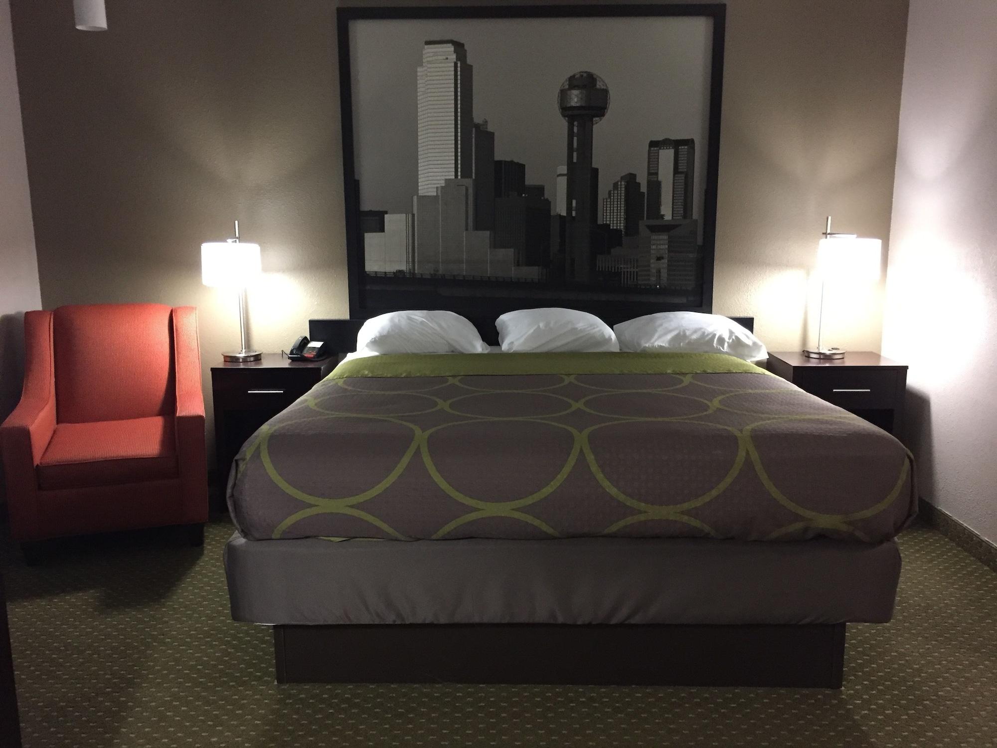 Super 8 By Wyndham Bedford Dfw Airport West Motel Buitenkant foto