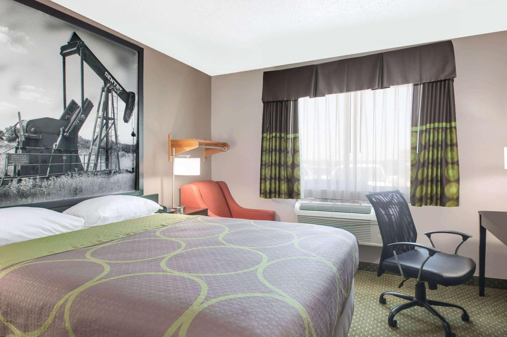 Super 8 By Wyndham Bedford Dfw Airport West Motel Buitenkant foto