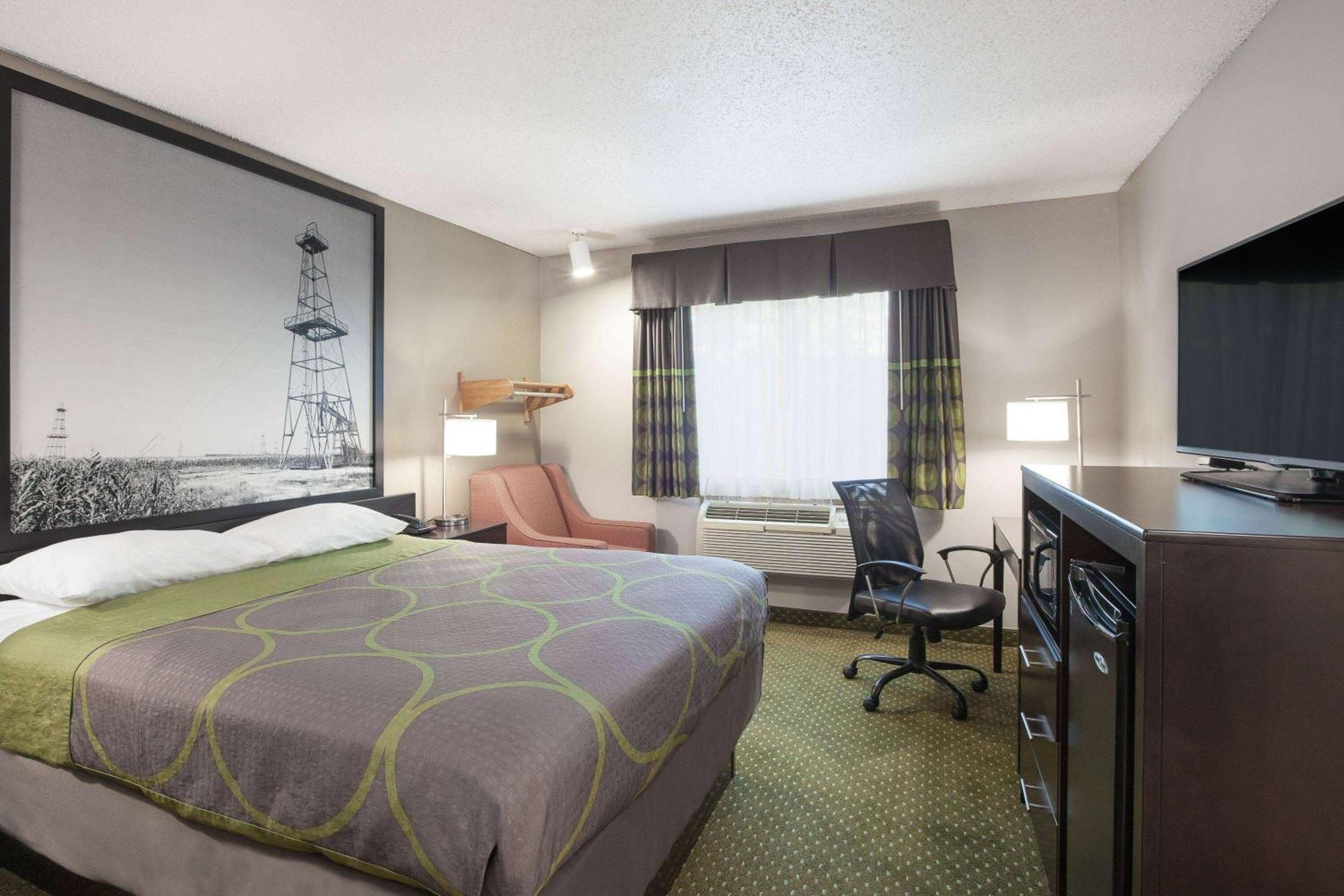 Super 8 By Wyndham Bedford Dfw Airport West Motel Buitenkant foto