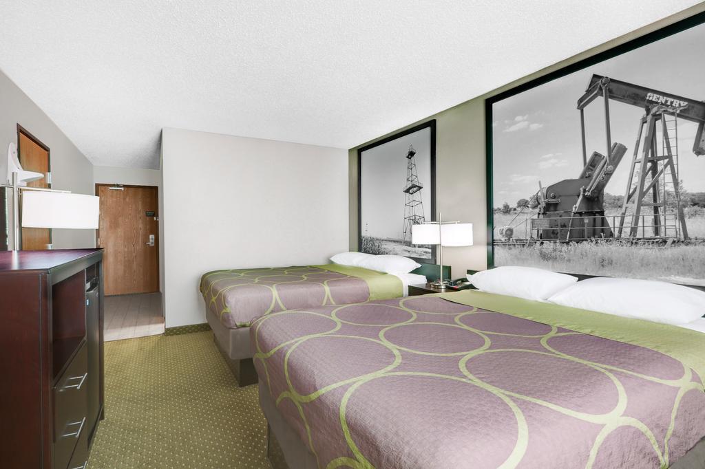 Super 8 By Wyndham Bedford Dfw Airport West Motel Buitenkant foto